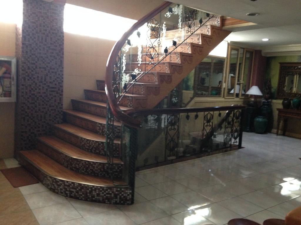Pearlmont Hotel Cagayan de Oro Exteriör bild