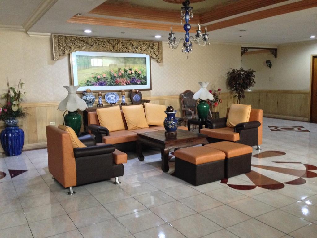 Pearlmont Hotel Cagayan de Oro Exteriör bild