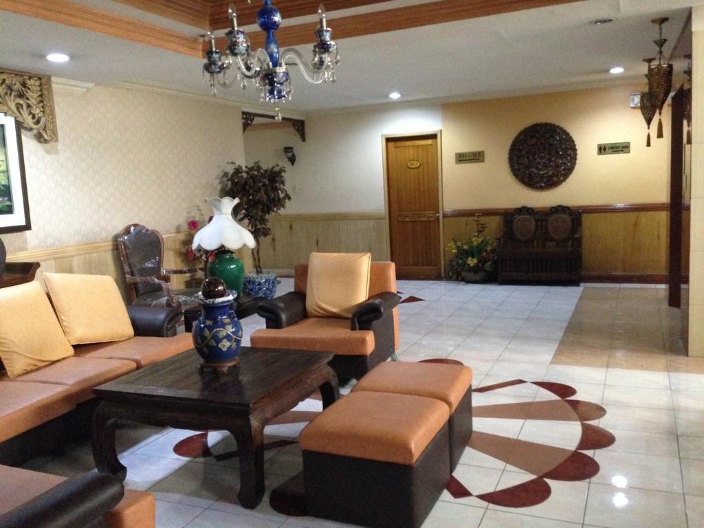 Pearlmont Hotel Cagayan de Oro Exteriör bild