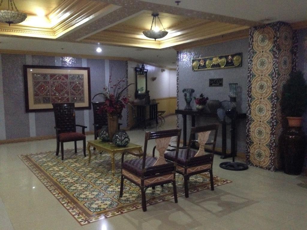 Pearlmont Hotel Cagayan de Oro Exteriör bild